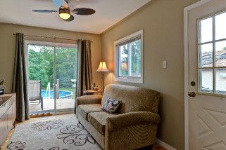 406 HELENA ST, Point Edward, Ontario, Canada