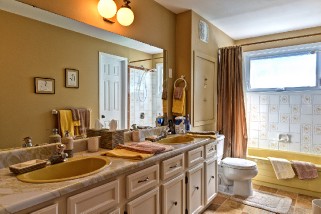 1135 FRASER AVE, Sarnia, Ontario, Canada
