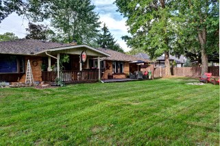 2049 LAKESHORE RD, Sarnia, Ontario, Canada
