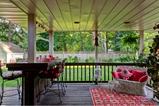 2049 LAKESHORE RD, Sarnia, Ontario, Canada