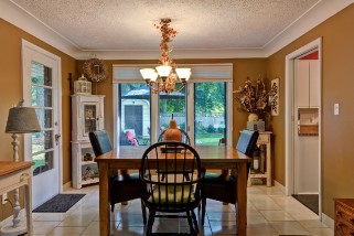 2049 LAKESHORE RD, Sarnia, Ontario, Canada