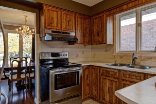 305 EDGEWOOD ST, Sarnia, Ontario, Canada