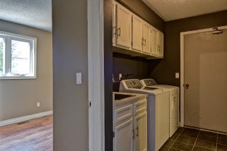 305 EDGEWOOD ST, Sarnia, Ontario, Canada