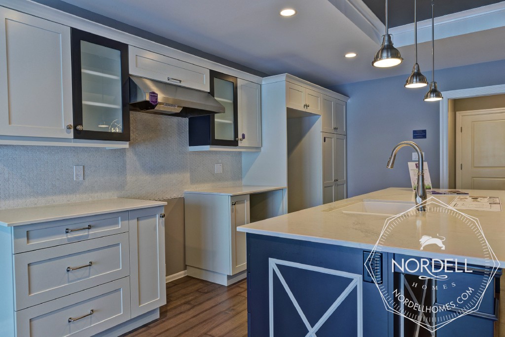 145 LIZUCHA DR, Sarnia, Ontario, Canada