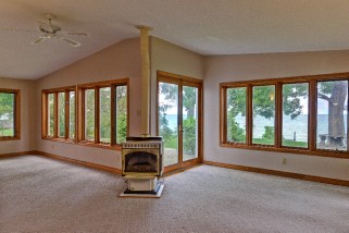 2060 LAKESHORE RD, Sarnia, Ontario, Canada