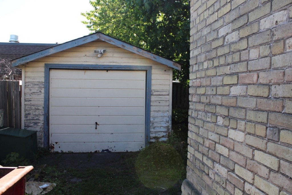 166 BROCK ST South, Sarnia, Ontario, Canada