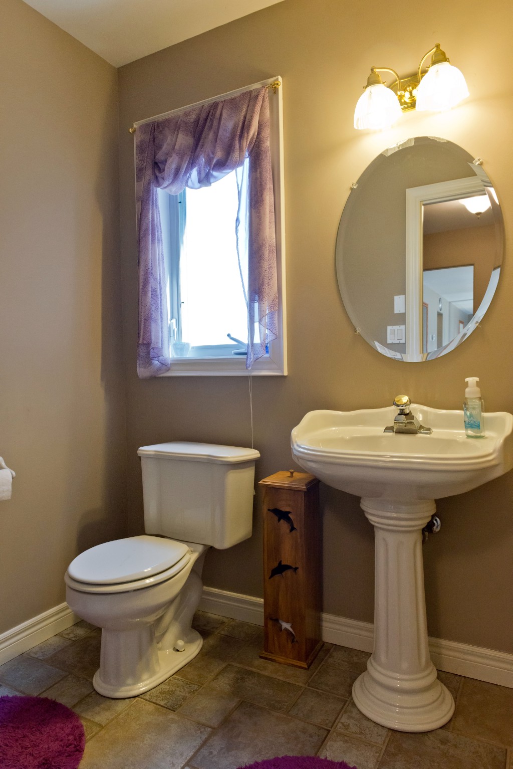 627 HUMBER DR, Sarnia, Ontario, Canada