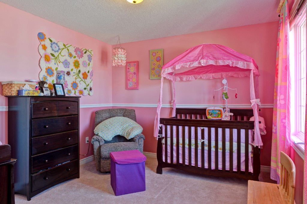 627 HUMBER DR, Sarnia, Ontario, Canada