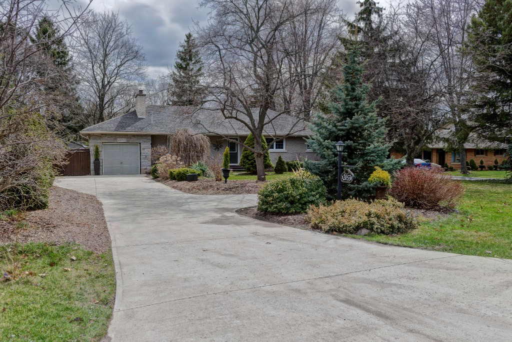 2053 LAKESHORE RD, Sarnia, Ontario, Canada