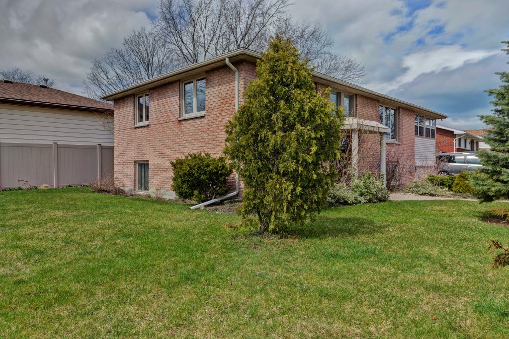 1118 MICHIGAN AVE, Sarnia, Ontario, Canada