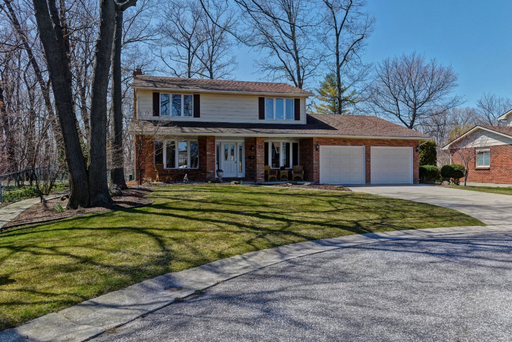 23 HAVERGAL RD, Sarnia, Ontario, Canada