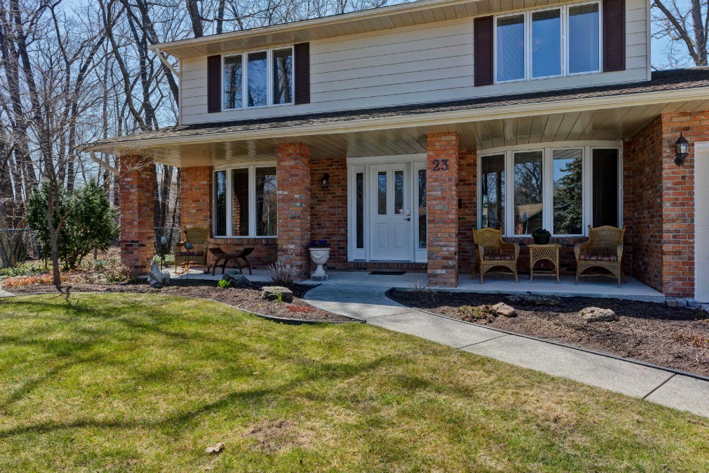 23 HAVERGAL RD, Sarnia, Ontario, Canada