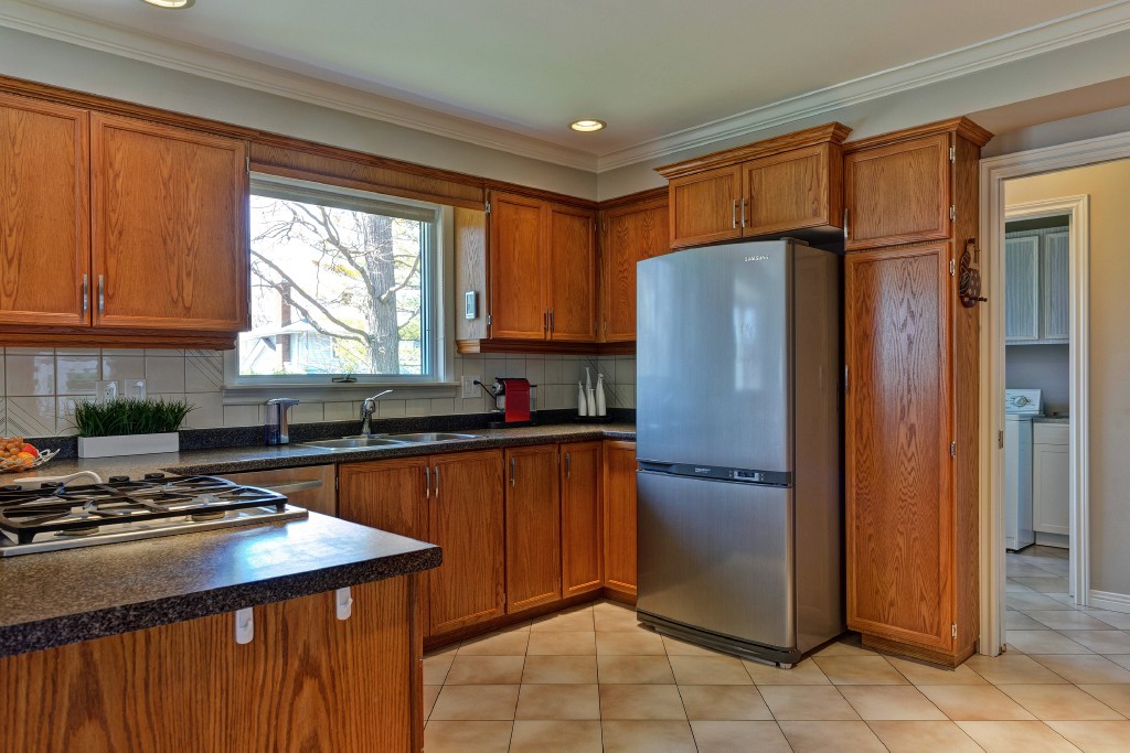 23 HAVERGAL RD, Sarnia, Ontario, Canada