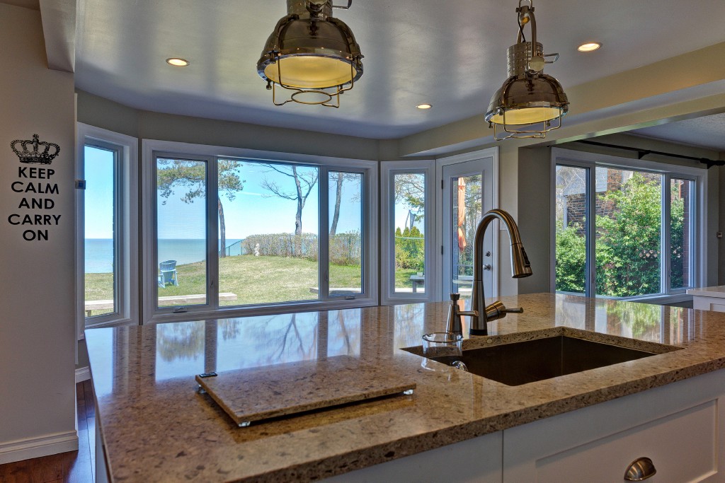 1838 LAKESHORE RD, Sarnia, Ontario, Canada