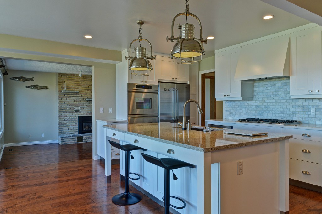 1838 LAKESHORE RD, Sarnia, Ontario, Canada