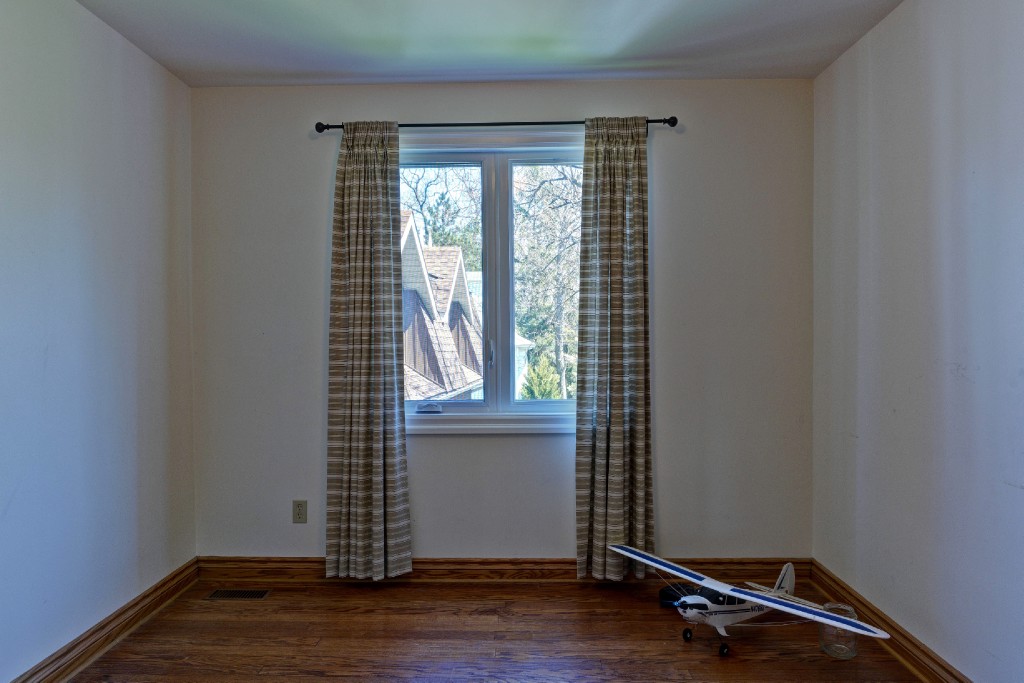 1838 LAKESHORE RD, Sarnia, Ontario, Canada