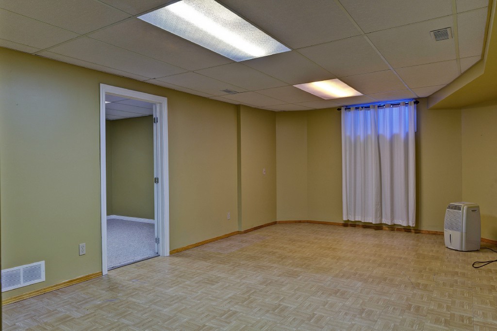 1838 LAKESHORE RD, Sarnia, Ontario, Canada