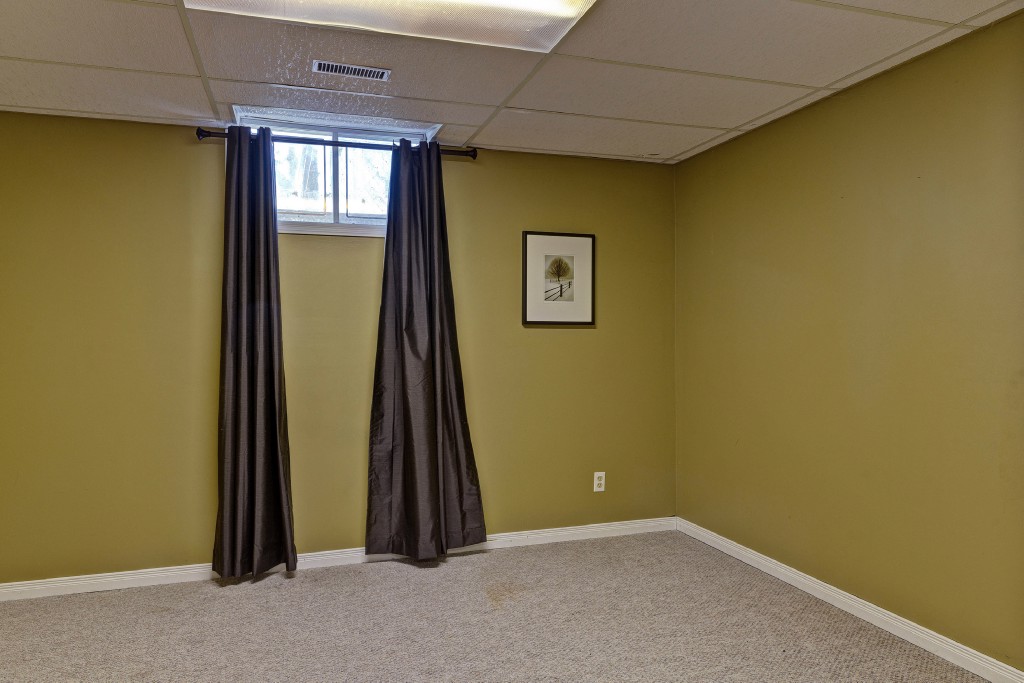 1838 LAKESHORE RD, Sarnia, Ontario, Canada