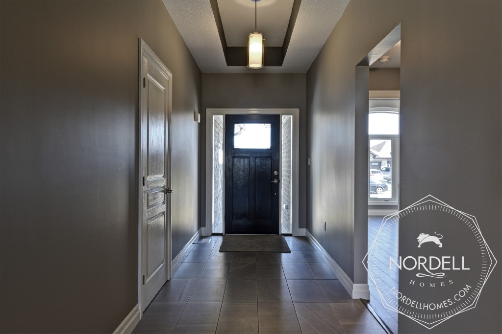 145 LIZUCHA DR, Sarnia, Ontario, Canada