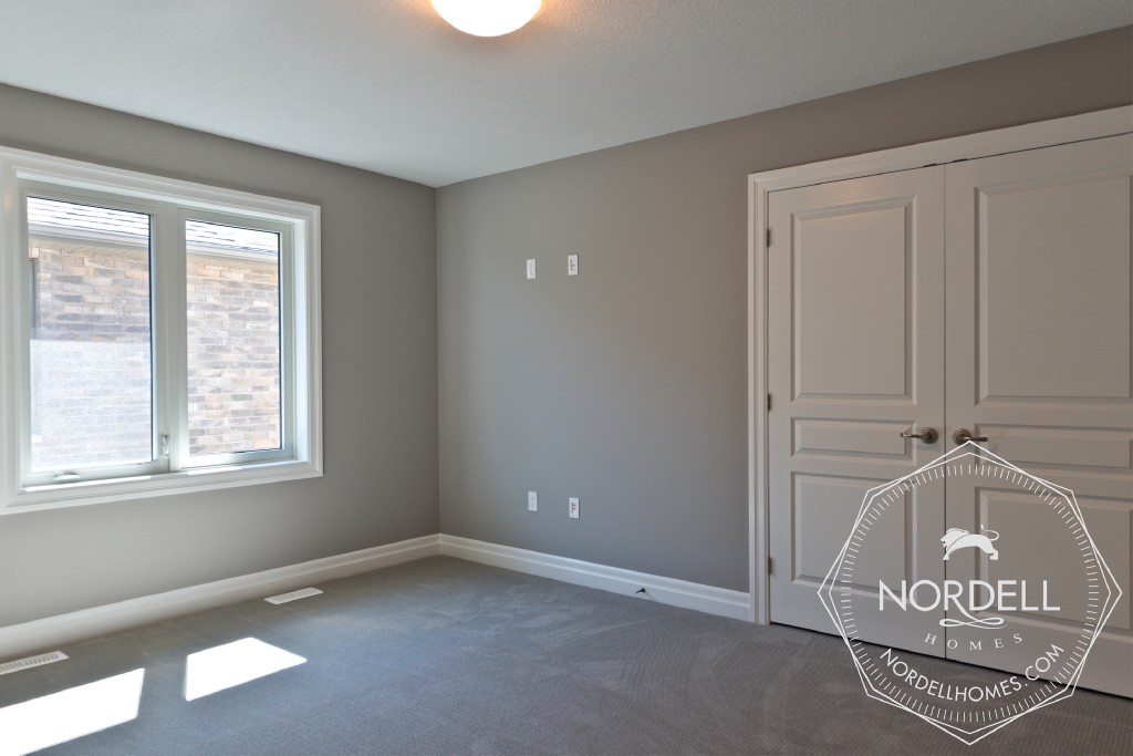 145 LIZUCHA DR, Sarnia, Ontario, Canada