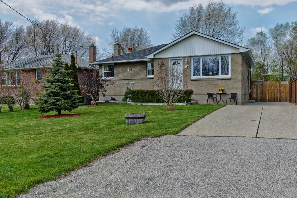 260 MOORE ST, St. Clair, Ontario, Canada
