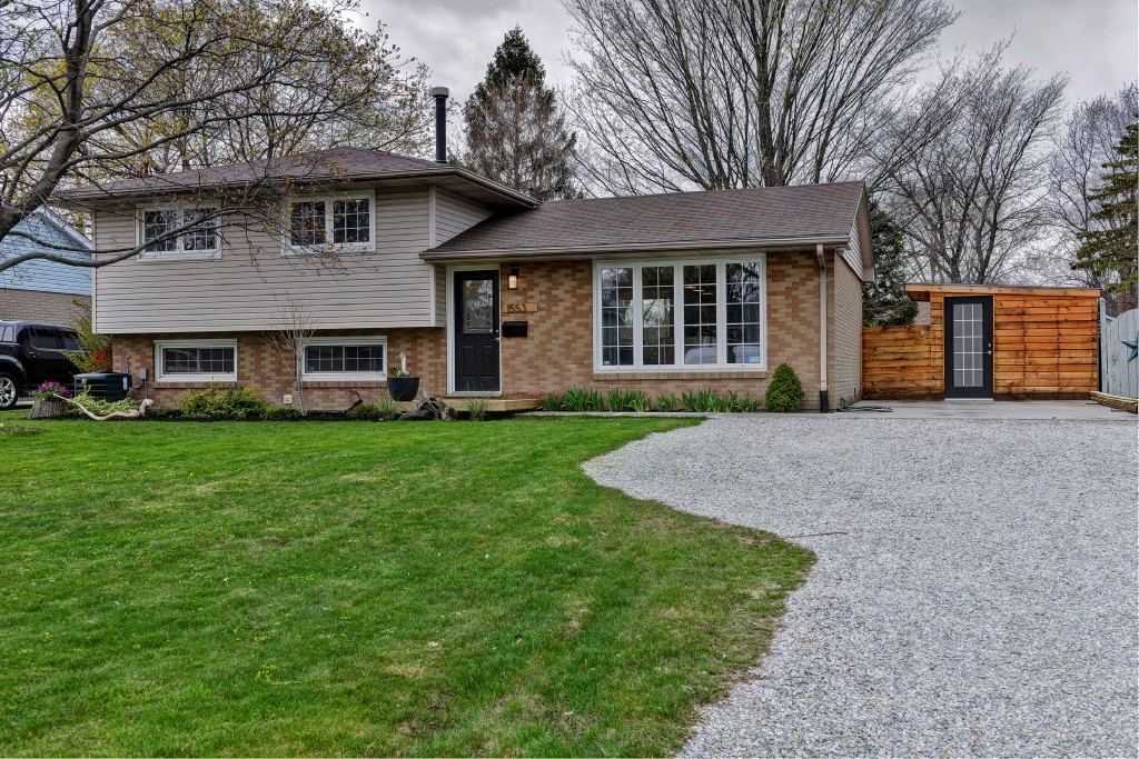 1553 LORI AVE, Sarnia, Ontario, Canada
