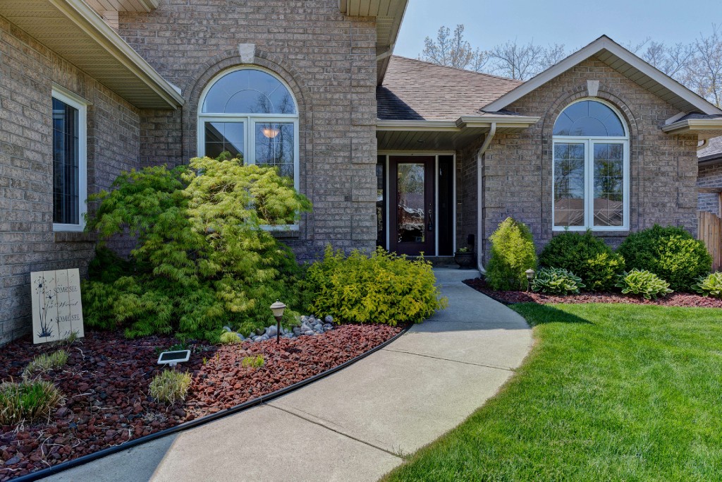 6769 OLD MILL RD, Plympton-Wyoming, Ontario, Canada