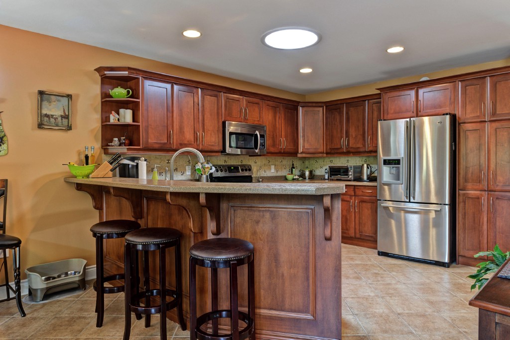 6769 OLD MILL RD, Plympton-Wyoming, Ontario, Canada