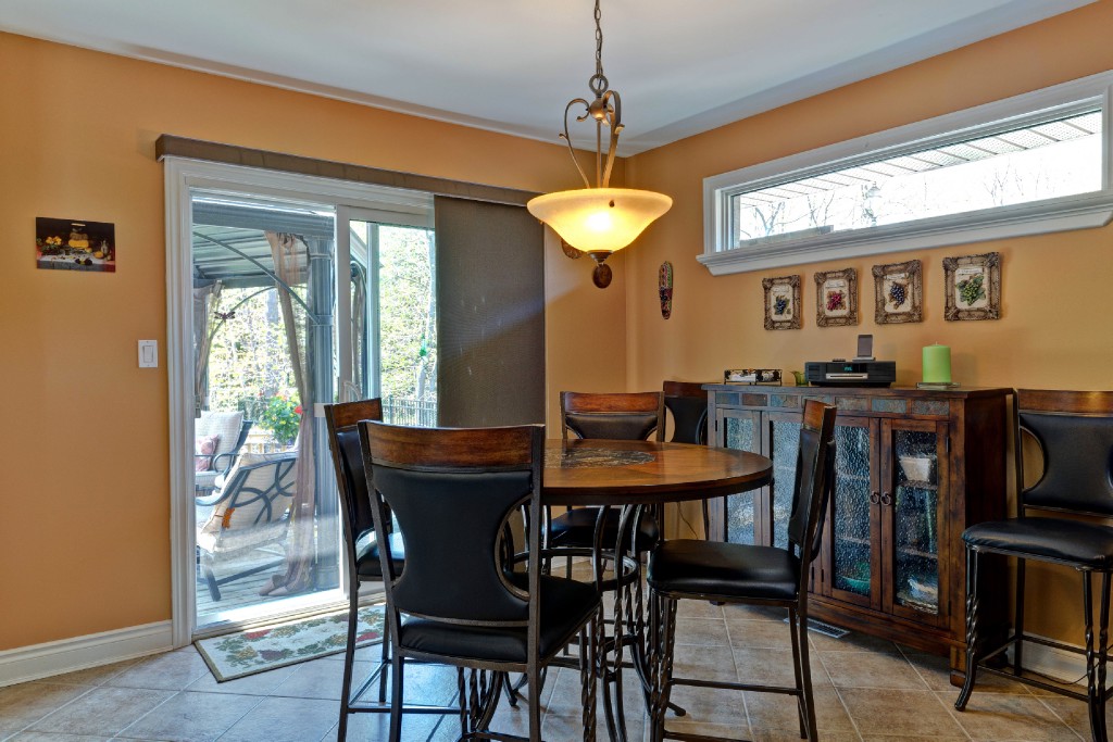 6769 OLD MILL RD, Plympton-Wyoming, Ontario, Canada