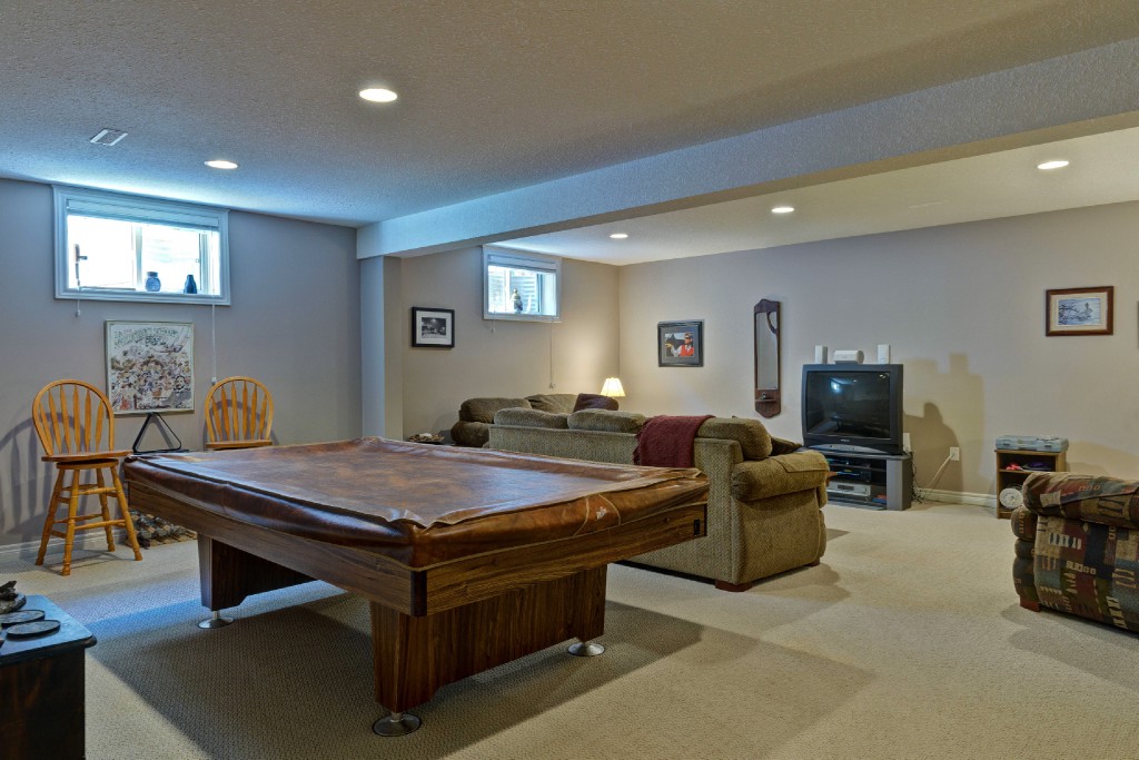 6769 OLD MILL RD, Plympton-Wyoming, Ontario, Canada