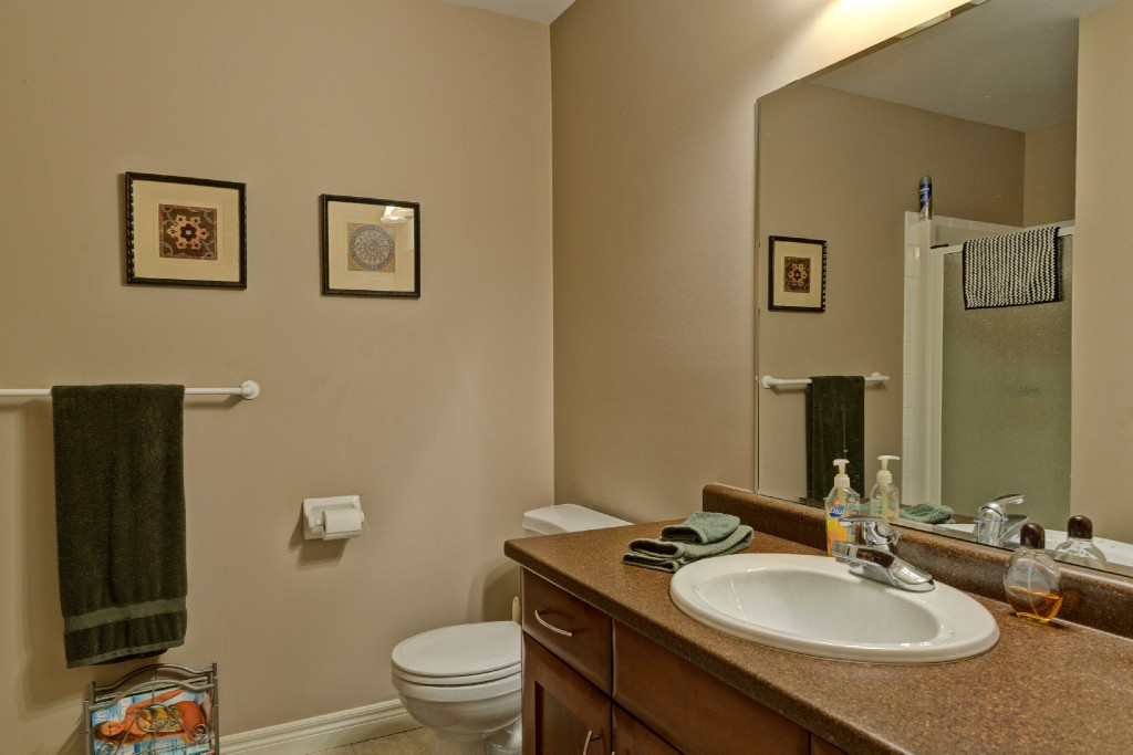 6769 OLD MILL RD, Plympton-Wyoming, Ontario, Canada
