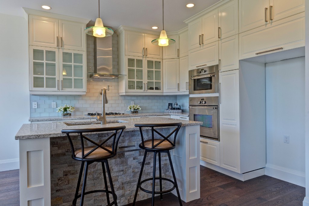 6903 ELIZABETH WAY, Plympton-Wyoming, Ontario, Canada