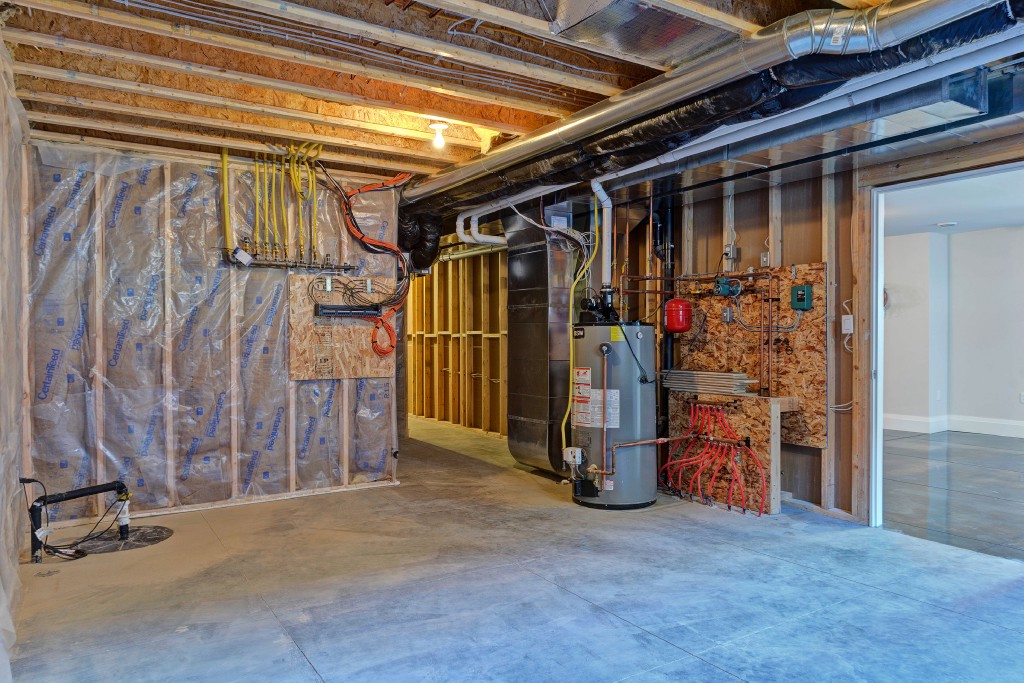 6903 ELIZABETH WAY, Plympton-Wyoming, Ontario, Canada