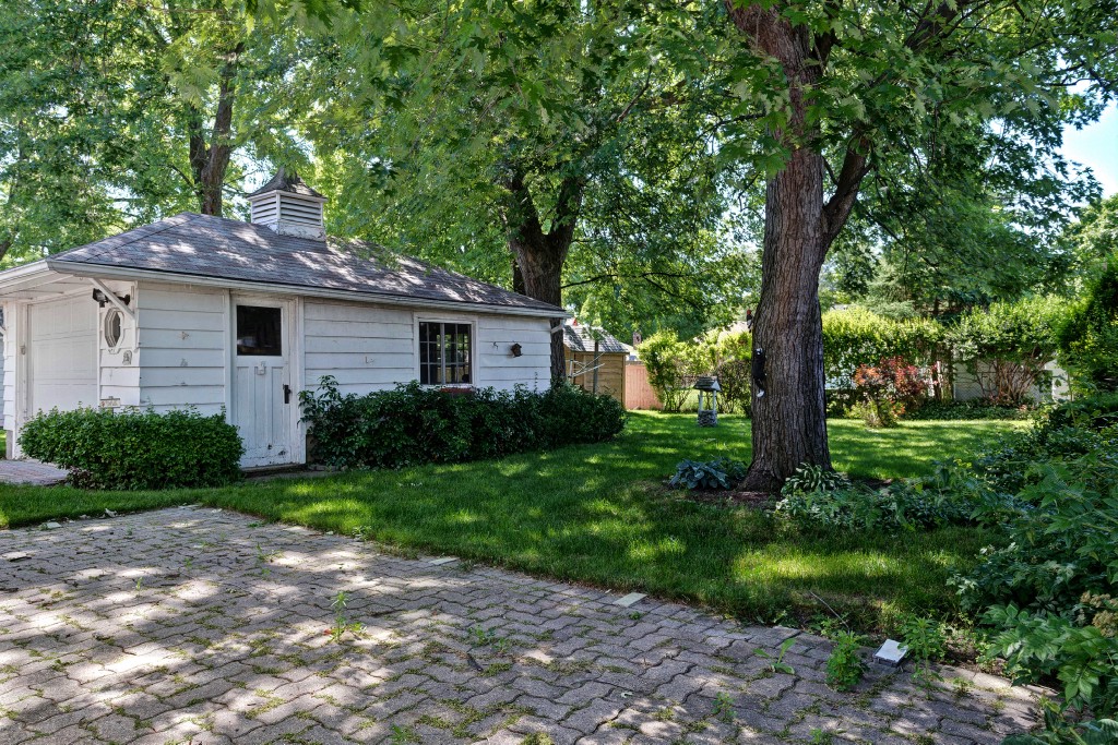 553 MC LAREN AVE, Sarnia, Ontario, Canada