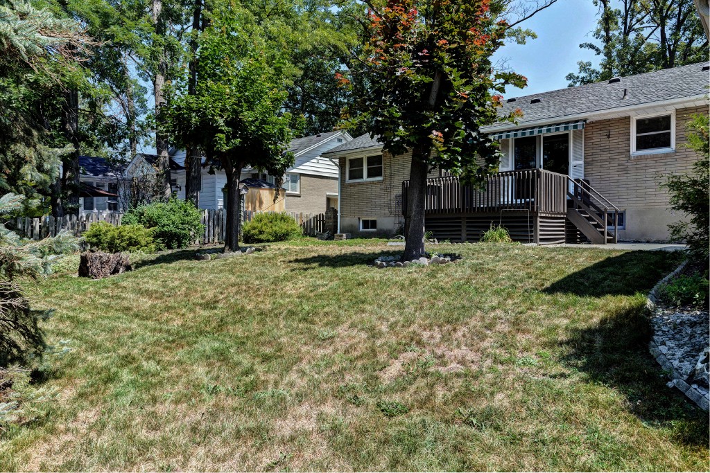 1223 MARCIN RD, Sarnia, Ontario, Canada
