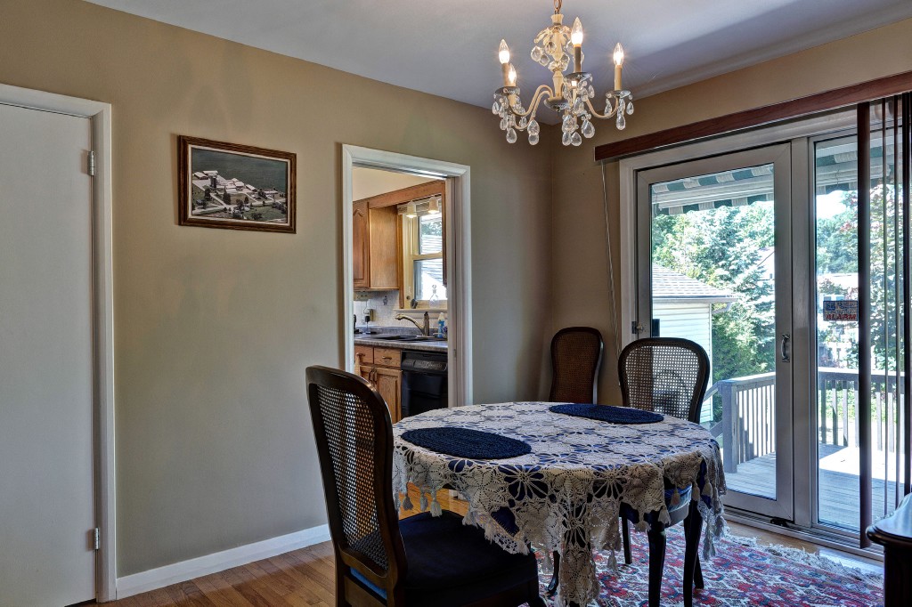 1223 MARCIN RD, Sarnia, Ontario, Canada
