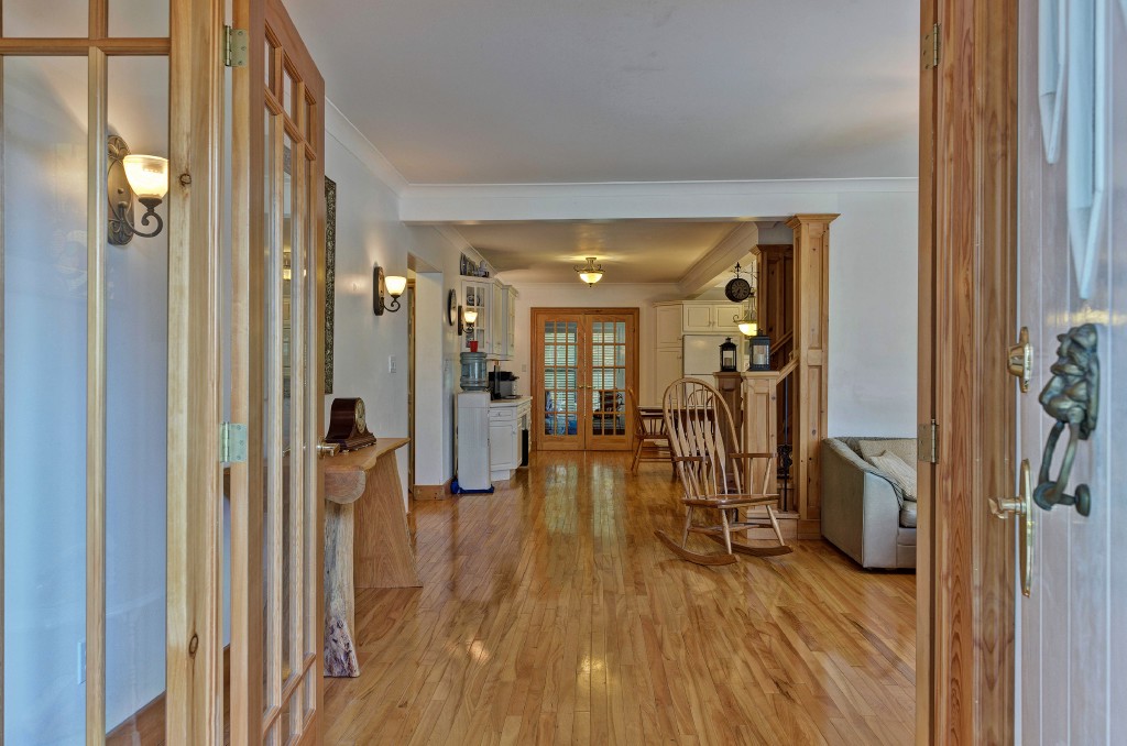 1022 LONDON RD, Sarnia, Ontario, Canada