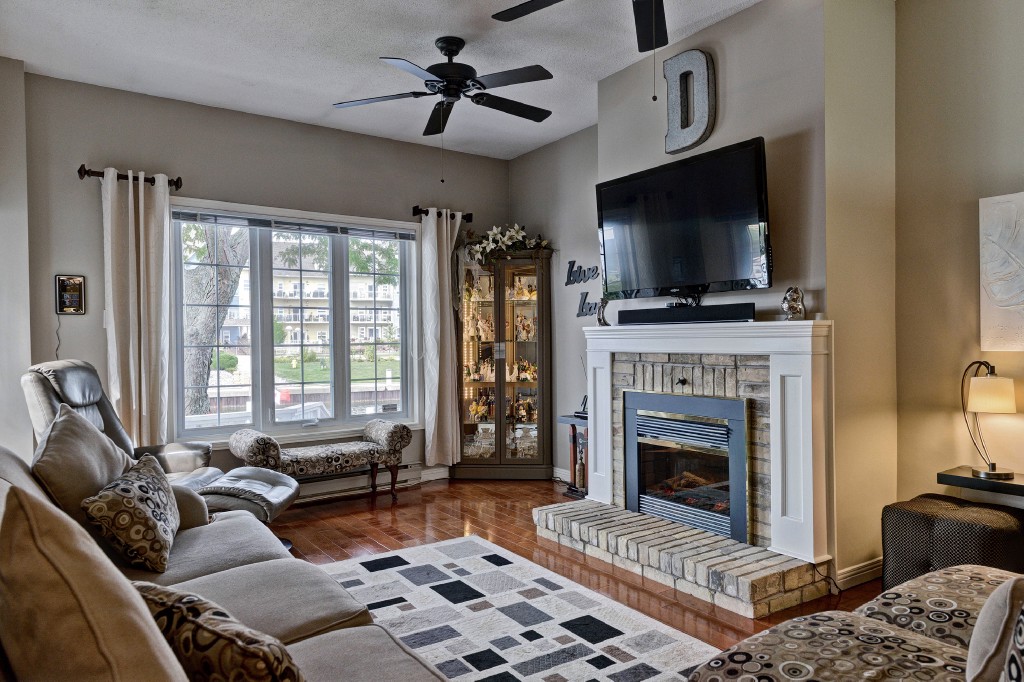 1500 VENETIAN BLVD W-40, Point Edward, Ontario, Canada