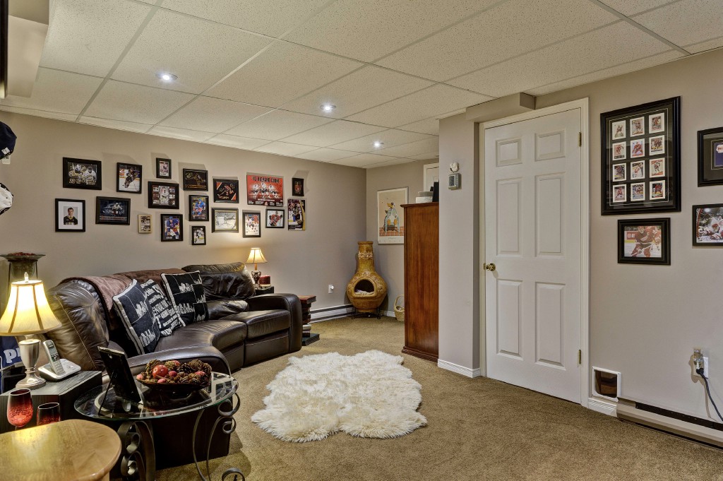 1500 VENETIAN BLVD W-40, Point Edward, Ontario, Canada