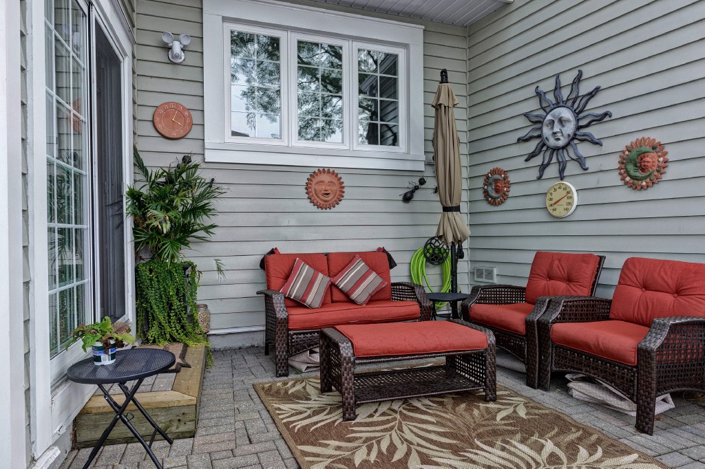 1500 VENETIAN BLVD W-40, Point Edward, Ontario, Canada