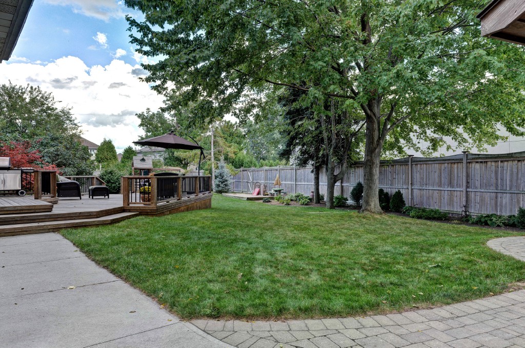 1985 WINSLOW CRES, Sarnia, Ontario, Canada