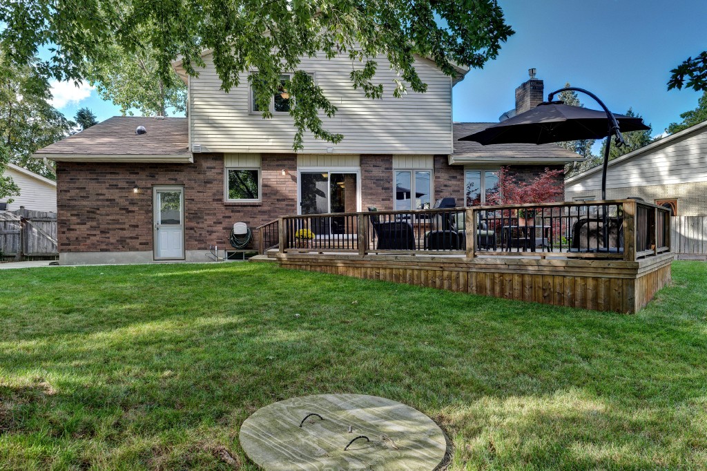 1985 WINSLOW CRES, Sarnia, Ontario, Canada