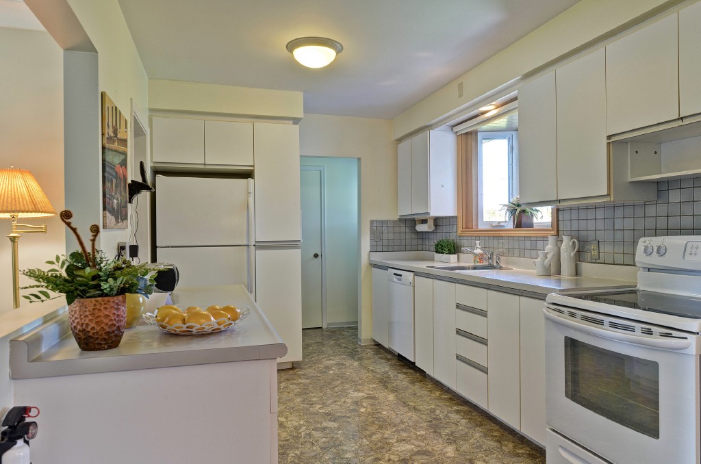1148 WILSON DR, Sarnia, Ontario, Canada