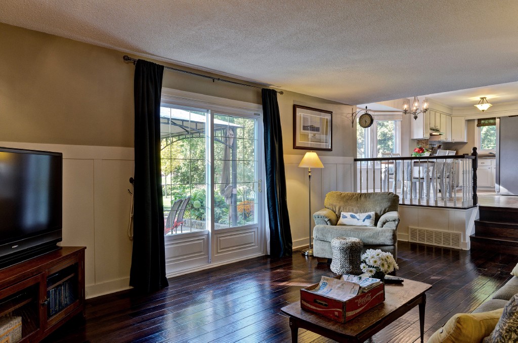 1925 MOORES LANE, Sarnia, Ontario, Canada