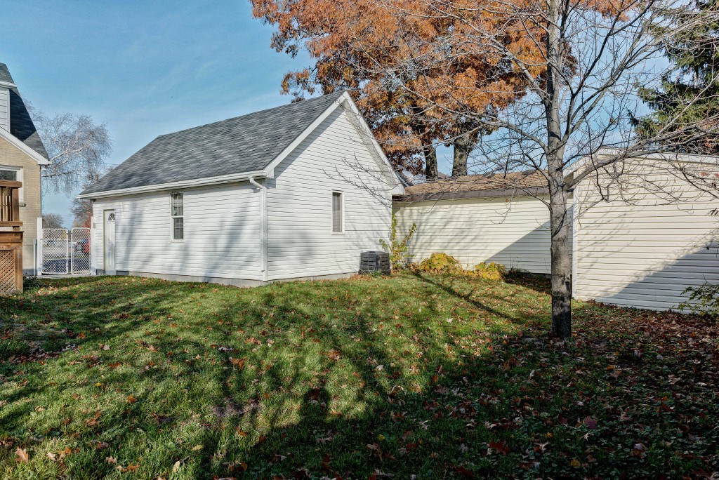 607 CATHCART BLVD, Sarnia, Ontario, Canada