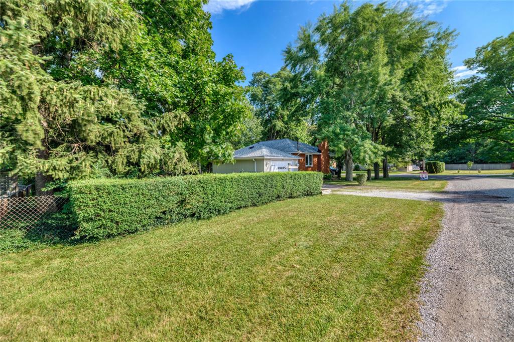 2062 CLARENCE Street, Sarnia, Ontario, Canada