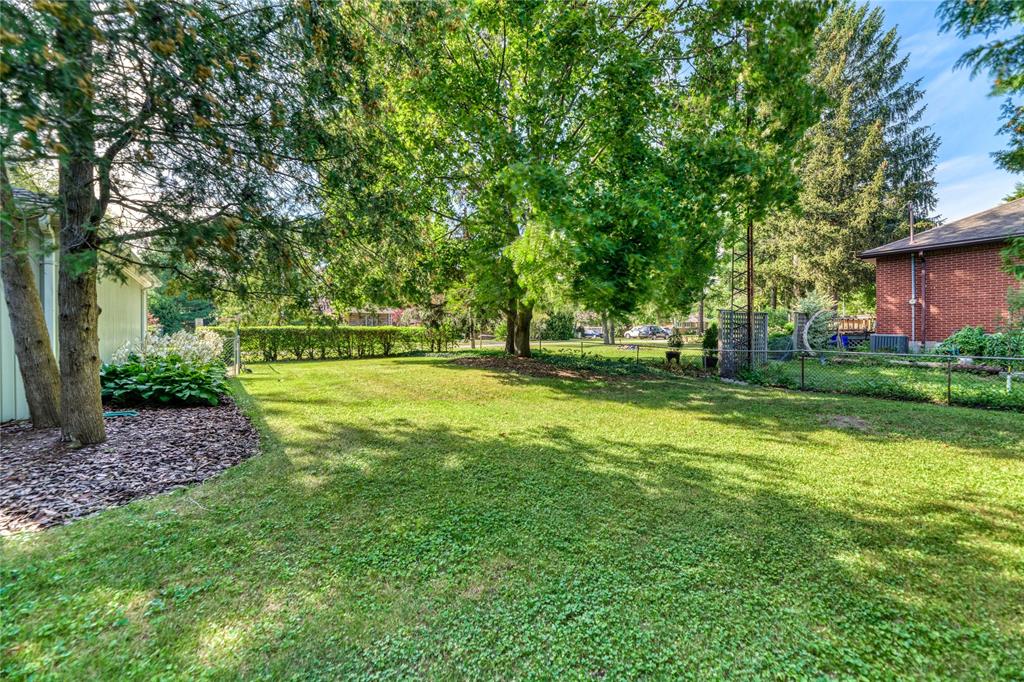 2062 CLARENCE Street, Sarnia, Ontario, Canada