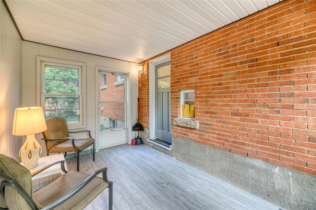 2062 CLARENCE Street, Sarnia, Ontario, Canada