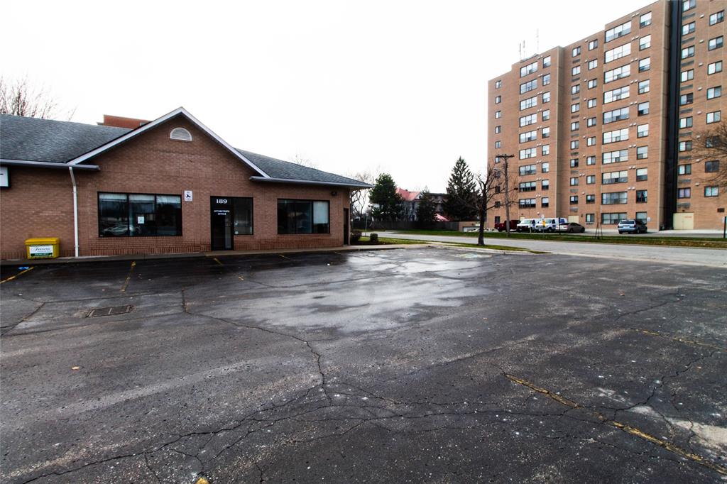 189 WELLINGTON Street Unit# 1, Sarnia, Ontario, Canada