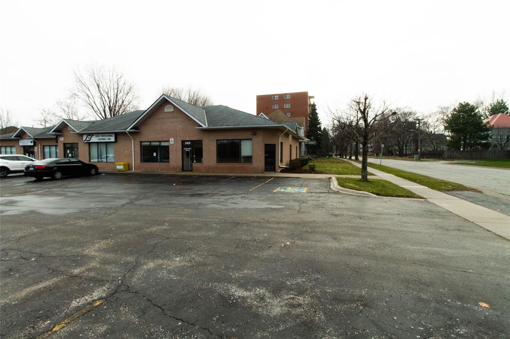 189 WELLINGTON Street Unit# 1, Sarnia, Ontario, Canada